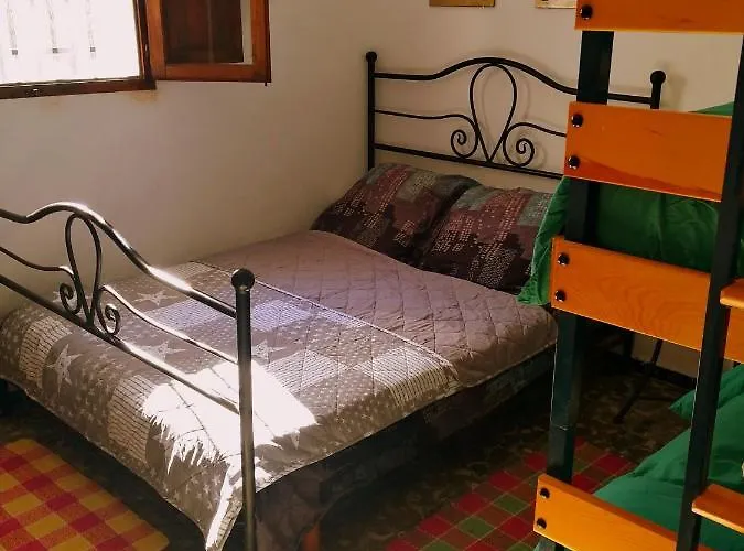 Amigos De Claude & Joanna Homestay szállás Ontinyent